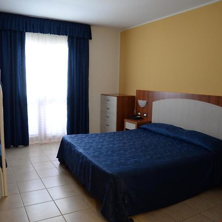 Hotel Club Portogreco Scanzano Jonico Kültér fotó